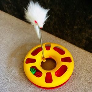 Fun Kitty toy in previously loved condition